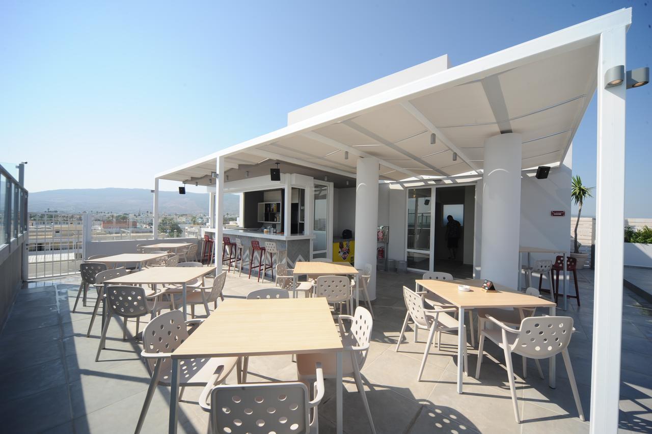 Aparthotel Astron & 3*